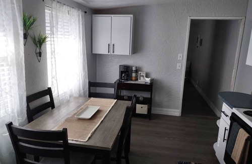 Charlotte Harbor House | Cozy 1-bedroom, bathroom, STUDIO WITH PRIVATE ENTRANCE, in lovely Port Charlotte