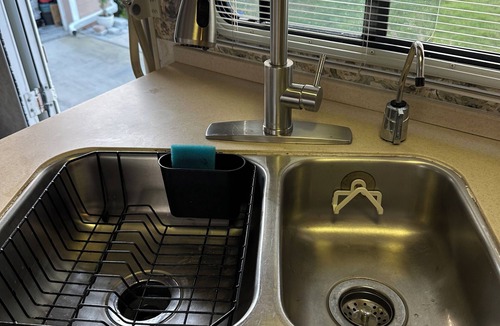 Sunshine House | Cozy 1-bedroom mobile home in peaceful Lehigh Acres with AC
