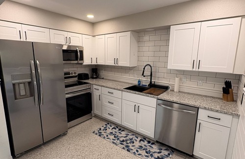 Charlotte Park House | Cozy 2-bedroom house in charming Punta Gorda.