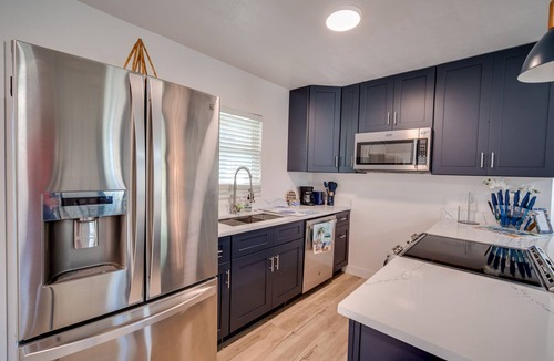 Yacht Club House | Cozy 2-bedroom house in enjoyable Cape Coral with AC, WiFi