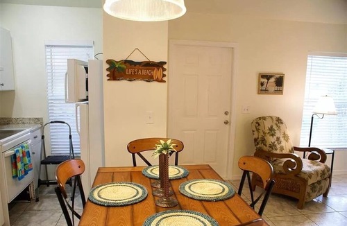 Pebble Beach Condo | Cozy 2 BR/2 BA condo, screened porch in serene Rotonda West