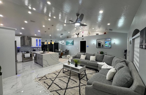Lehigh Acres House | Cozy 3-bedroom house in serene Lehigh Acres with AC