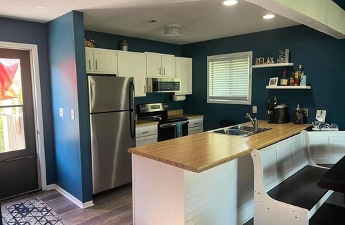 Village of Four Seasons Condo | Cozy, clean lake front condo