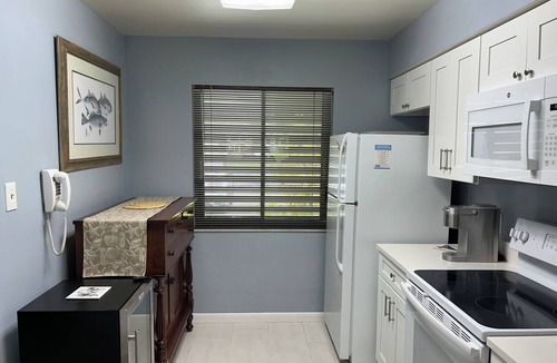 The Meadows Condo | Cozy first floor condo in the lovely Meadows community