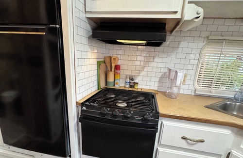 Charlotte Park House | Cozy one bedroom, w/private dock on canal and Resort Amenities
