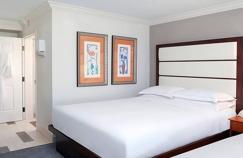 Park Shore Hotel | Discover Your New Favorite Stay! 2 Units, Outdoor Pool, Free Parking!