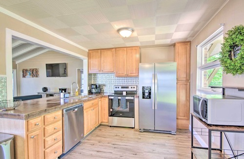 Lake of the Ozarks House | Dock! Waterfront Family Home on Lake of the Ozarks