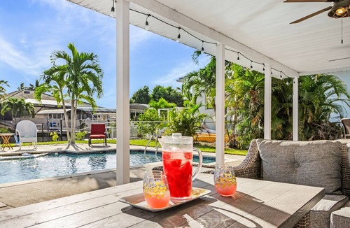 Yacht Club House | Dockside Oasis in Cape Coral