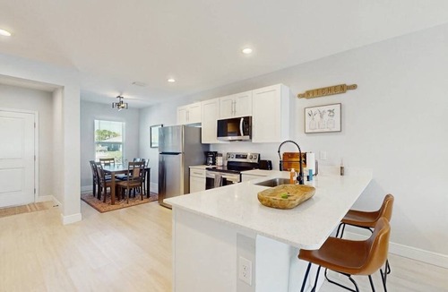 Englewood East House | Dog friendly duplex with hot tub, internet, and washer and dryer