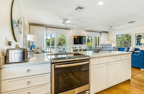 Anna Maria House | Dog-friendly house w/beautiful upstairs deck and grill, steps from the beach