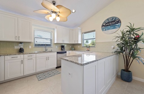 Fort Myers Beach House | Dolphin Dream Private Island Escape