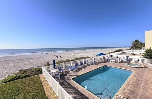 Independence Square Condo | Double the Views, Double the Fun at Ocean Side Building with direct Gulf Views