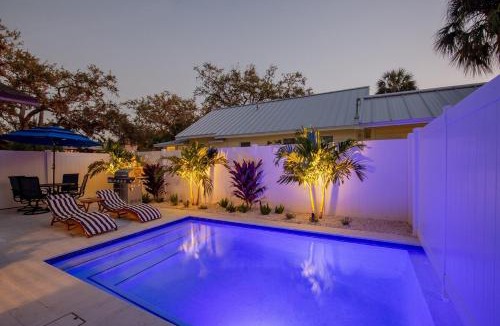 Gulfport Villa | Downtown-Gulfport-Cooled & Heated Pool