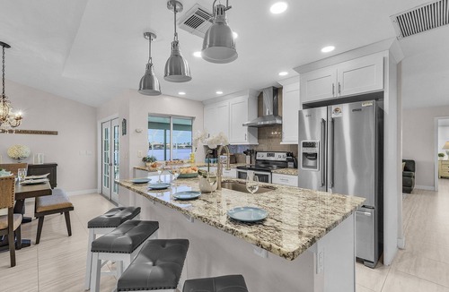 Eight Lakes House | Eight Lakes Neighborhood, Heated Pool & Dock - Heaven on The Lake - Roelens