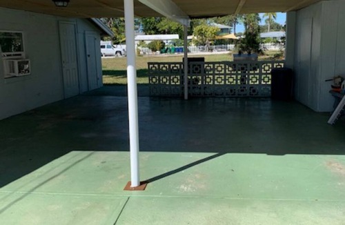Englewood Cottage | Emerald Palms Unit 1