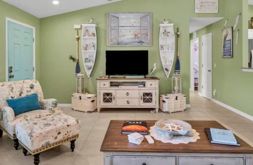 Englewood East House | Englewood Cottage 3 Bed 2 Bath Home with Heated Pool, Hot Tub and Fire Pit