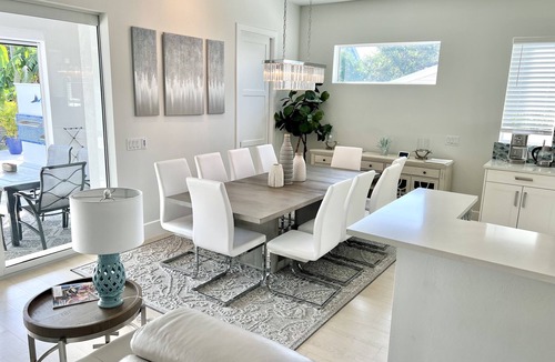 Sun Terrace House | Enjoy a new construction home with heated salt pool close to everything Naples