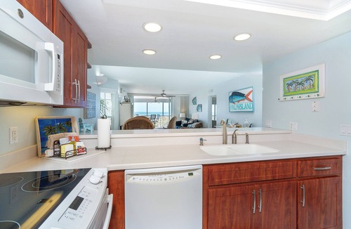 Palm Island Villa | Enjoy an Unobstructed view of the Gulf! B2913A