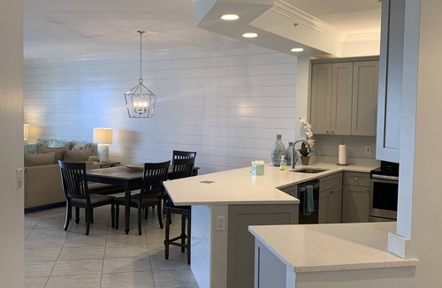 Vanderbilt Beach Condo | Enjoy Gorgeous Panoramic Views Of The Gulf Of Mexico And Vanderbilt Bay