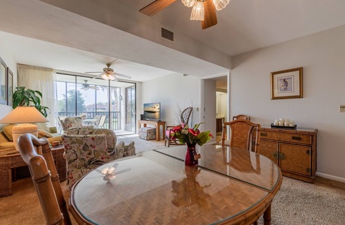 Mariners Cove Condo | Enjoy the Florida lifestyle with many amenities