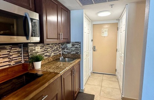 Sunny Isles Beach Apartment | Enjoy this studio located in the worderful beaches of Sunny Isles Beach, Miami!