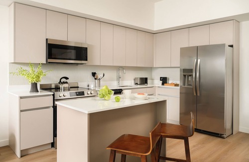 Midtown Hotel | Entire Floor New Luxury Hotel in Edgewater Sleeps 42 | Sense28 by AvantStay