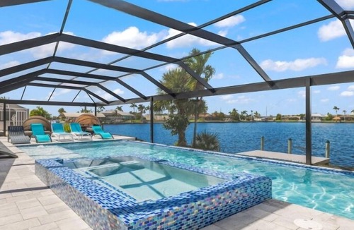 Eight Lakes Villa | Escape to Your Personal Villa in 8 Lakes!