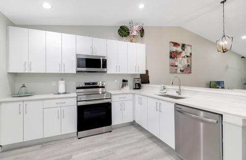 South Gulf Cove Villa | Everglades Breath 3bedroom 2 bath, BBQ, Kayaks, 30 jets hot tub, 6 people sleep