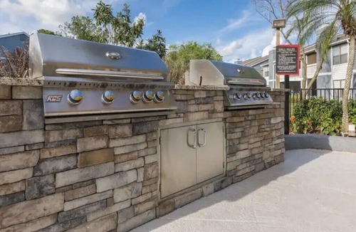 Greater Northdale Apartment | Executive Comfort in Carrollwood - Resort-Style Living