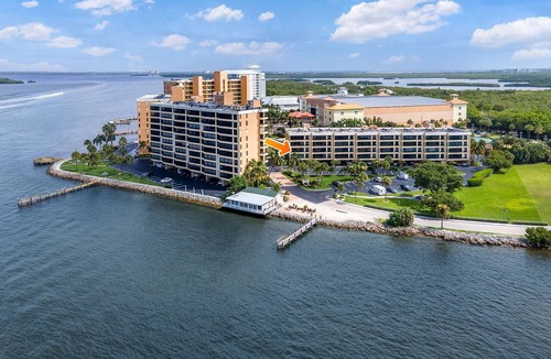Punta Rassa Condo | Exquisite Paradise with Amazing Oceanfront Views