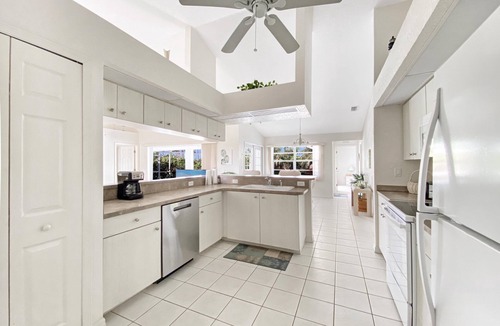 Pinehurst Villa | Fabulous Fairway, heated pool, sleeps 8
