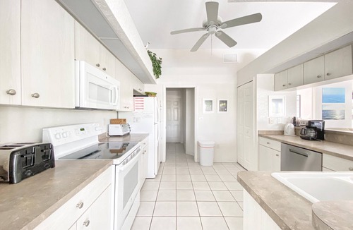 Pinehurst Villa | Fabulous Fairway, heated pool, sleeps 8