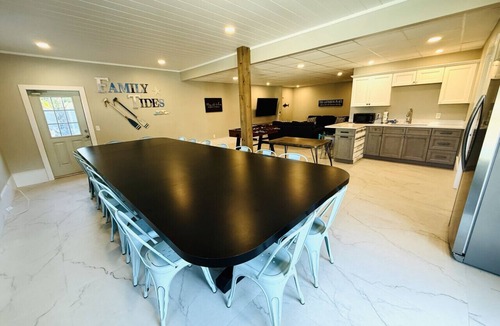 Holmes Beach House | Family Tides, Great for groups, Ocean View, Pool/Waterfall, Spa, Golf Cart Incl.