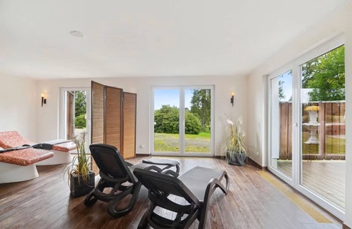 Benneckenstein House | Ferienhaus am Hotel mit Gastro und Wellnes