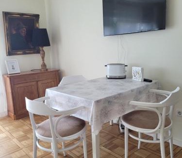 Oberreifenberg House | Ferienwohnung Waldgimpel Schmitten