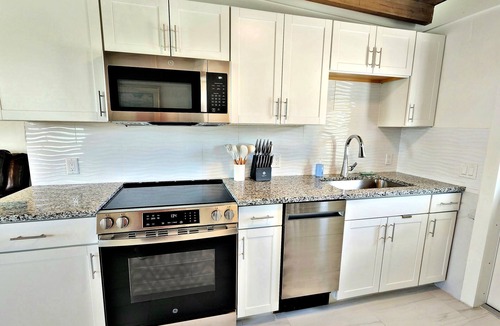 Englewood Condo | Florida Condo Getaway w/Pool & Boat Dock –Across the street to Englewood Beach!