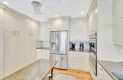 Burnt Store Marina Condo | Gated Riverfront Condo w/Snowbird Appeal – 30-Day Stay Required
