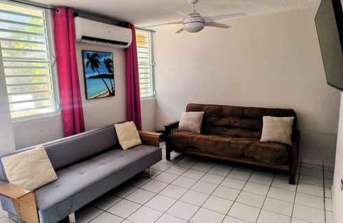 Ensenada House | Ginger House. Charming 3-bedroom townhome, fast WiFi, A/C in enchanting Rincón
