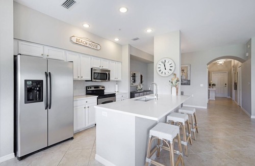 Naples Condo | Golf Condo Newly renovated and furnished. Heritage Bay CC of Naples. 2026/2027