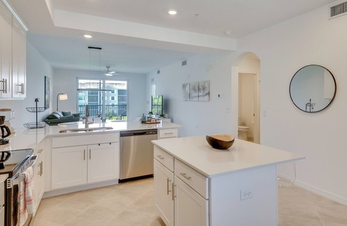 Lehigh Acres Condo | Golf + Poolside Fun! Extended Base in Ibis Landing