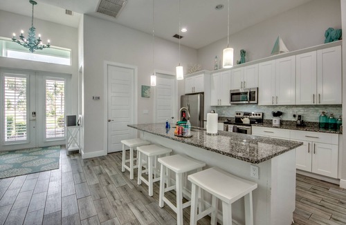 Pelican House | Gorgeous 4 bed 3 bath home with Indoor/Outdoor Living, Private Pool & Hot Tub