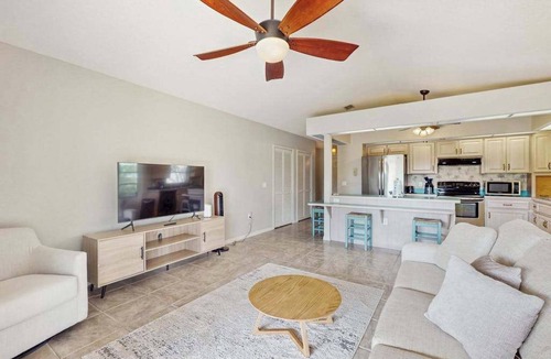Englewood East House | Gorgeous canal front home, above ground pool & close to beach