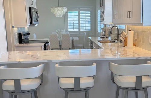 South Island Condo | GORGEOUS PENTHOUSE-Best bayfront and gulf water views around! Ocean/Pool access!