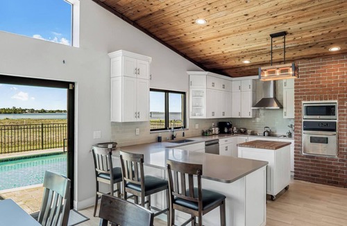 Fort Myers House | Grand River View!