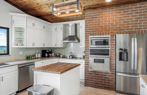Fort Myers House | Grand River View!