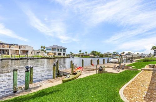 Yacht Club House | Great Location & Luxurious Escape - Villa Anchor & Ale - Roelens