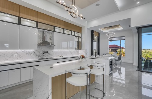 Burnt Store House | Gulf-Access Canal front Villa with Heated Pool/SPA in Cape Coral, FL
