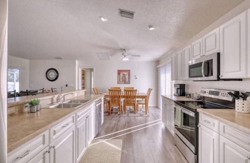 Rotonda Lakes House | Heated Pool Paradise close to beaches.