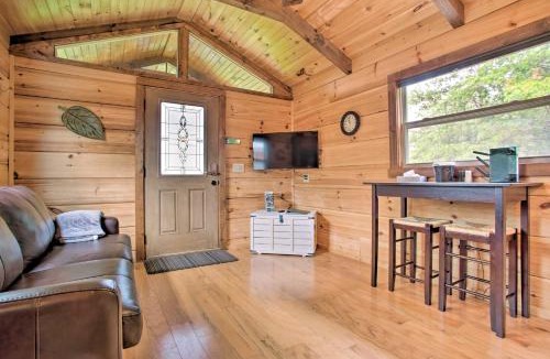 Mill Spring House | Hike, Sip & Unwind! Mill Spring Cabin Near Winery