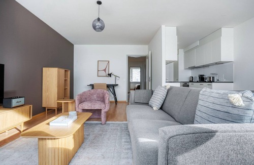 Sankt Alban Apartment | Hip Gellert 2BR w/Parking & Shared W/D, 10 min to Market, by Blueground
